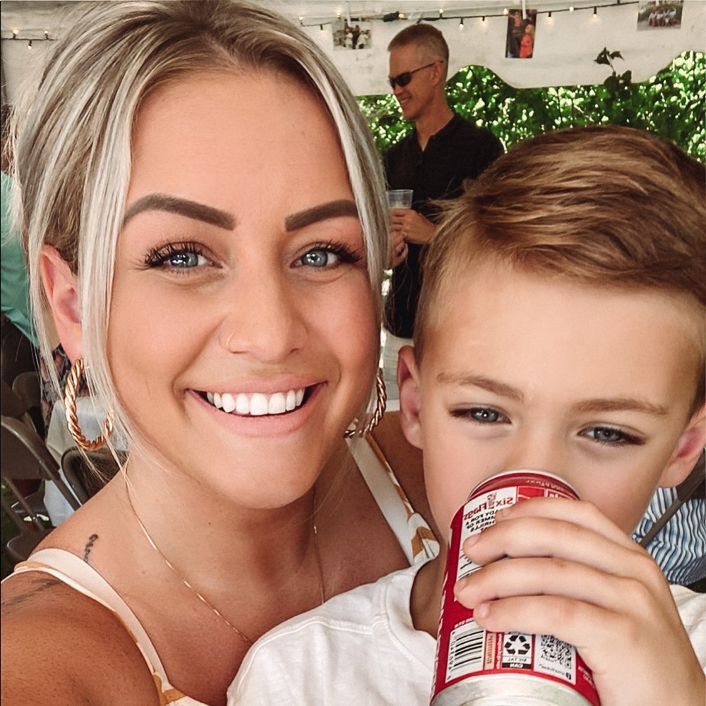 Meet your Posher, Brittany